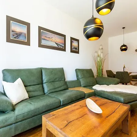 Quartier 7, App. 02 Apartment *